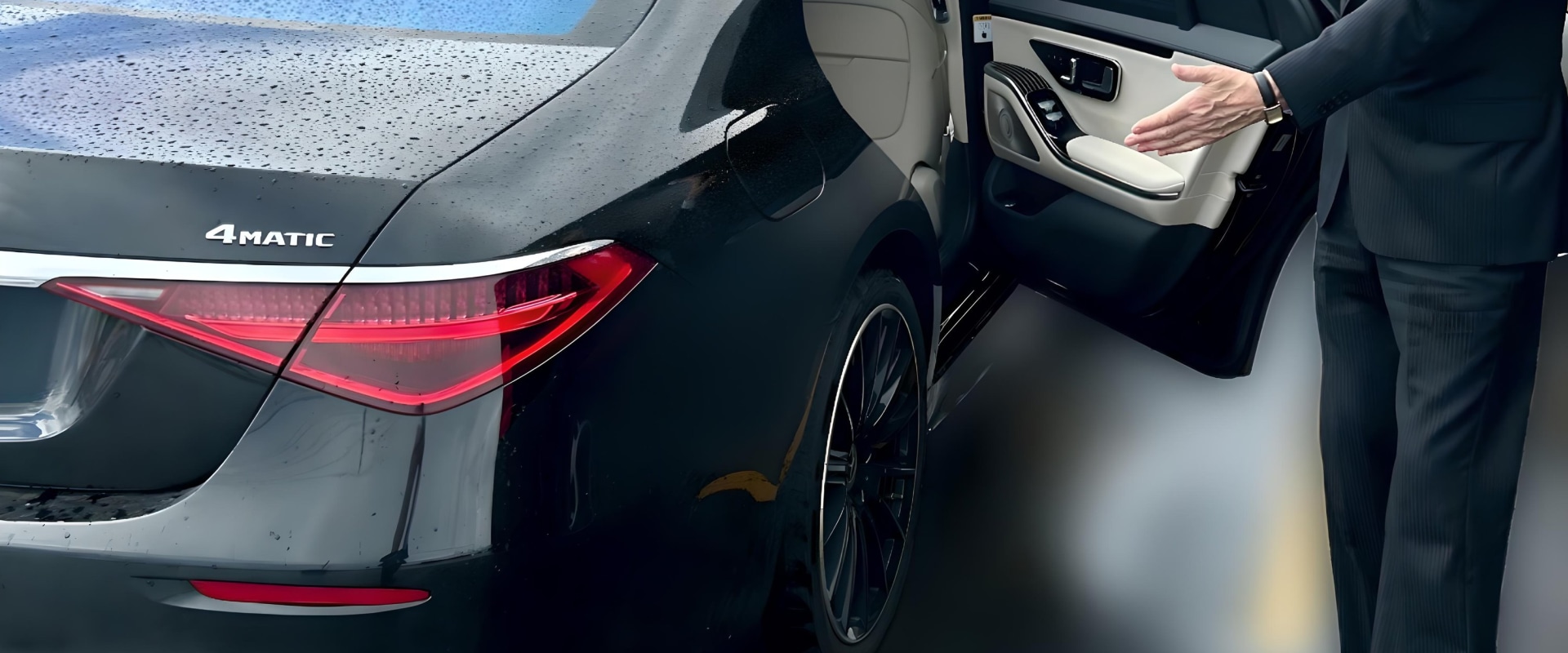 How Black Car Services Enhance Your Company’s Professional Image